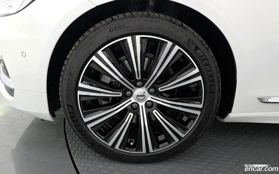 Volvo S90 B5 2022 — миниатюра 5
