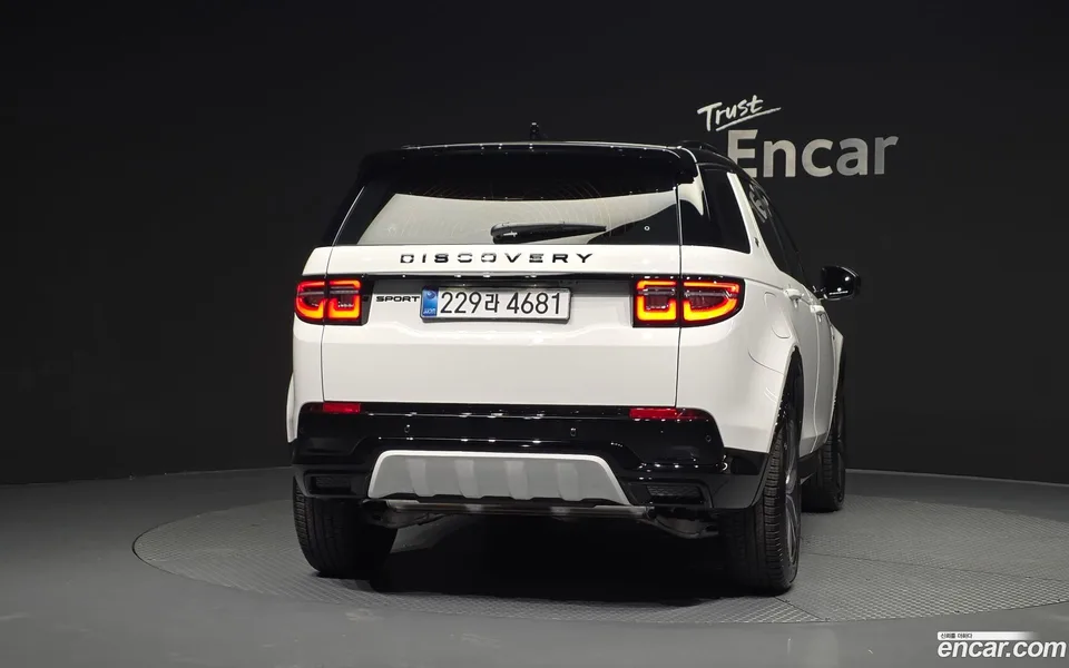 Land Rover Discovery Sport P250 SE 2025 — миниатюра 4