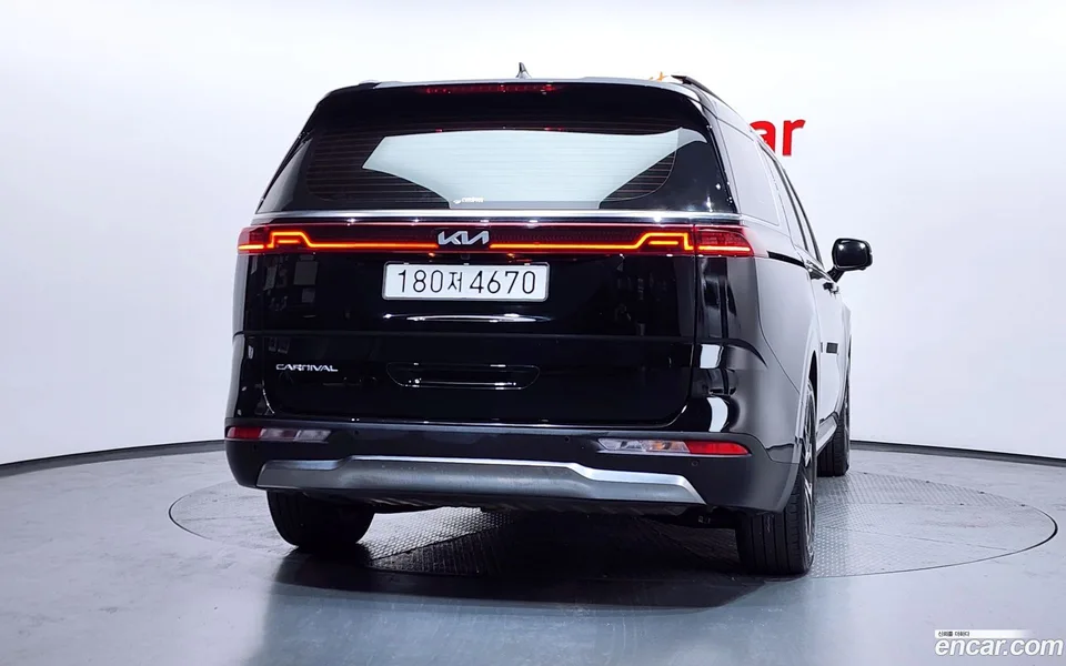 Kia Carnival 9 2022 — миниатюра 4