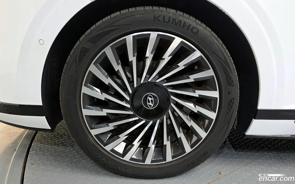 Hyundai Grandeur Hybrid 2023 — миниатюра 5