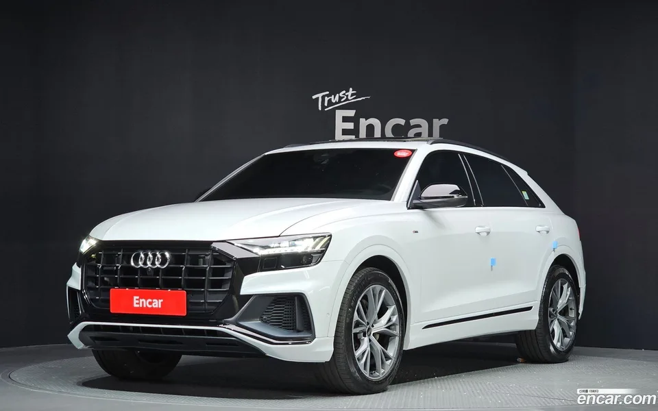 Audi Q8 (4M) 55 TFSI 2022 — фото 1, купить с доставкой в Москву