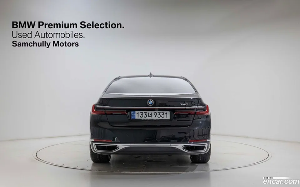 BMW 7 Series 740i 2022 — миниатюра 3