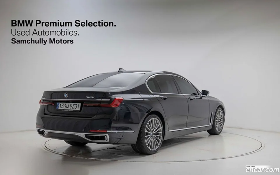 BMW 7 Series 740i 2022 — миниатюра 4