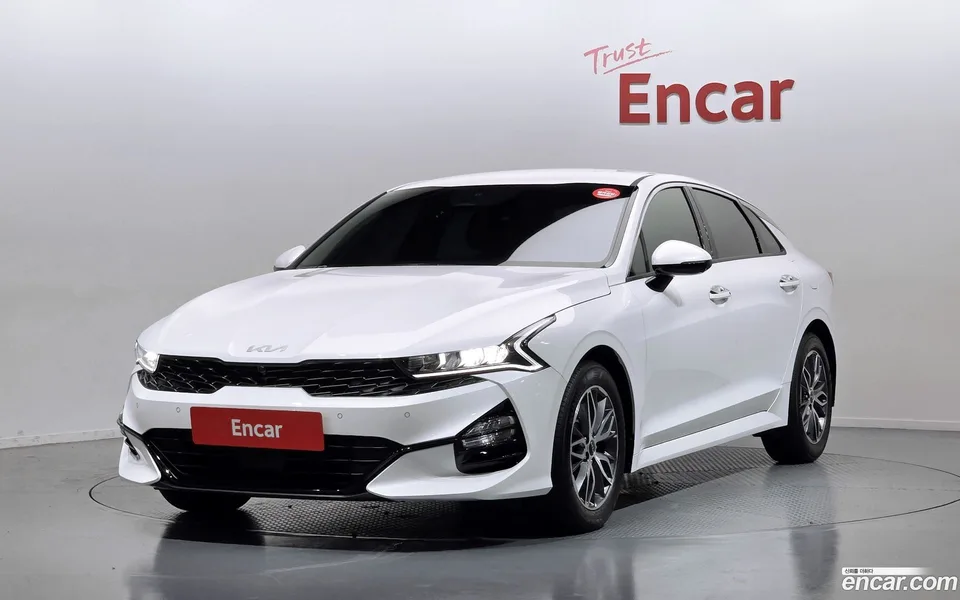 Kia K5 2.0 2022 — фото 1, купить с доставкой в Москву