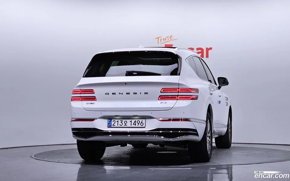 Genesis GV80 2.5T 2WD 2023 — миниатюра 4