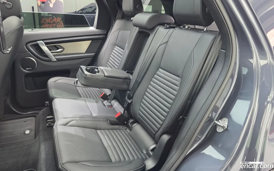 Land Rover Discovery Sport P250 SE 2025 — миниатюра 2