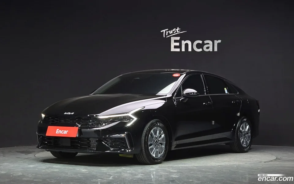 Kia K5 Hybrid 2025 — фото 1, купить с доставкой в Москву