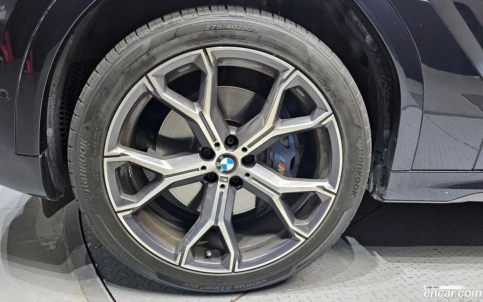BMW X6 xDrive40i M 2022 — миниатюра 5