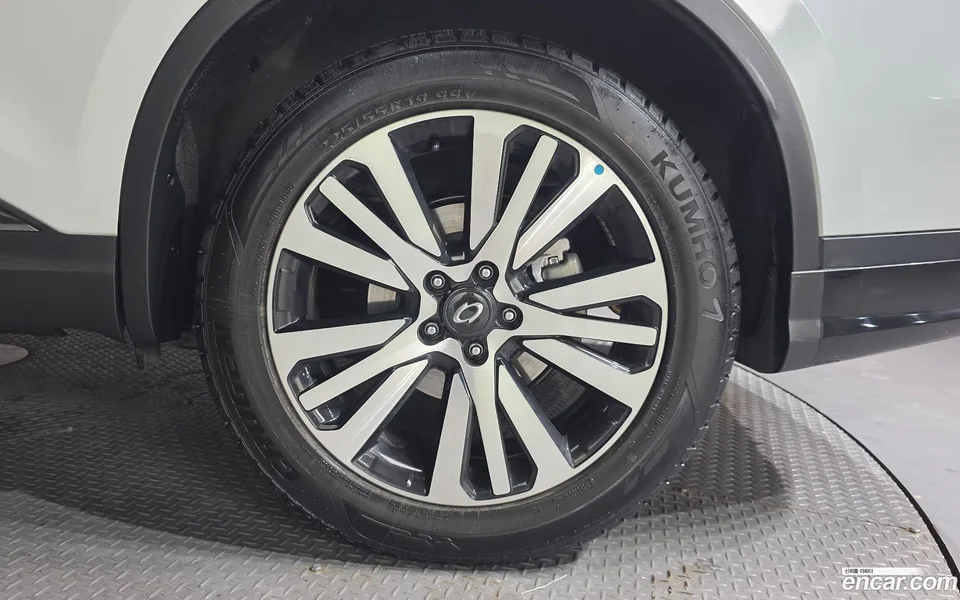 Renault Samsung QM6 2.0 GDe 2WD 2022 — миниатюра 2