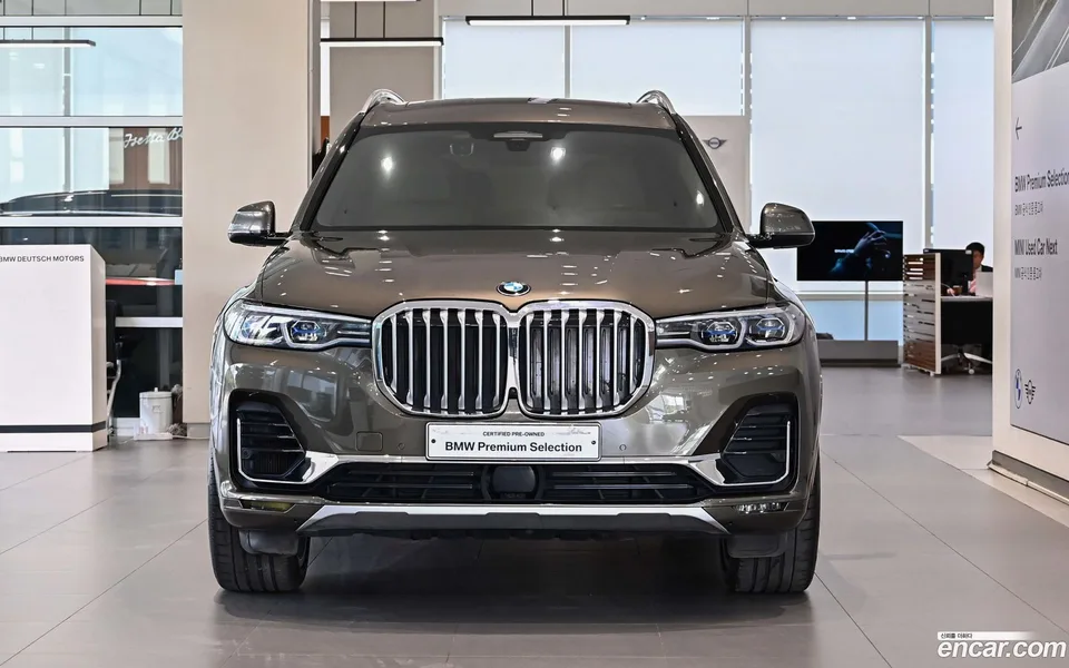 BMW X7 xDrive 40d 6 2022 — миниатюра 2