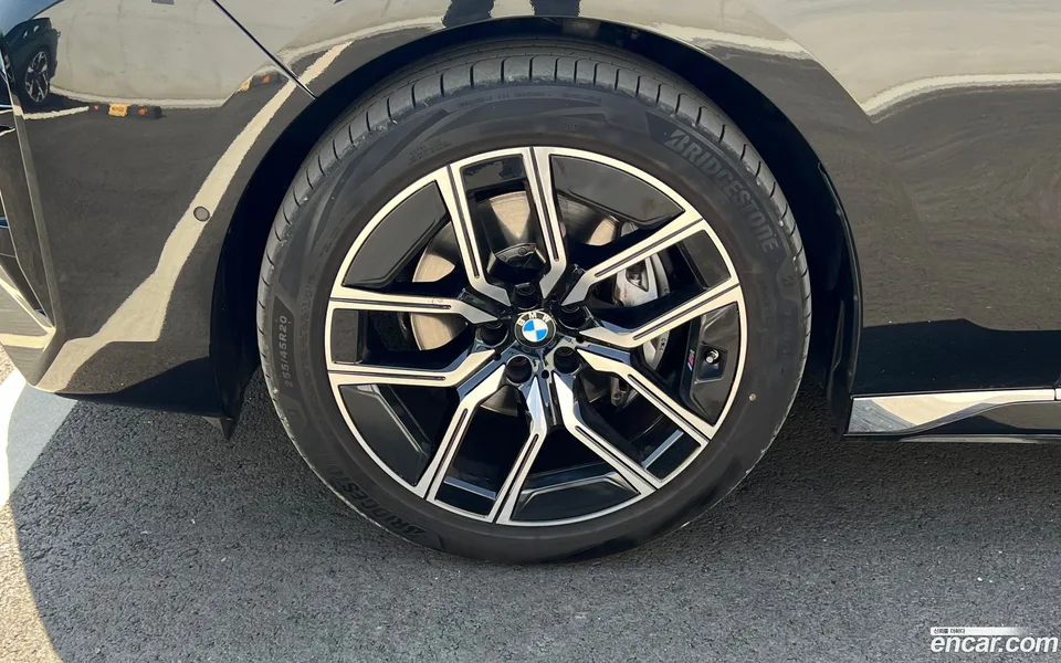 BMW 7 Series 740d xDrive M 2025 — миниатюра 2