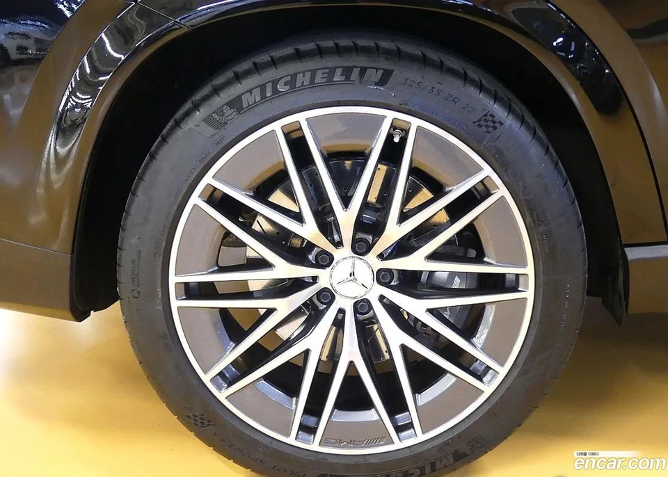 Mercedes-Benz GLE-Class AMG GLE53 4MATIC+ 2024 — миниатюра 5