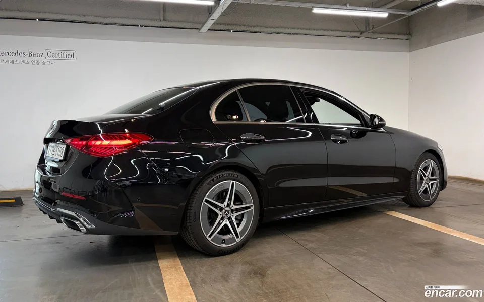 Mercedes-Benz C-Class C200 AMG Line 2025 — миниатюра 2