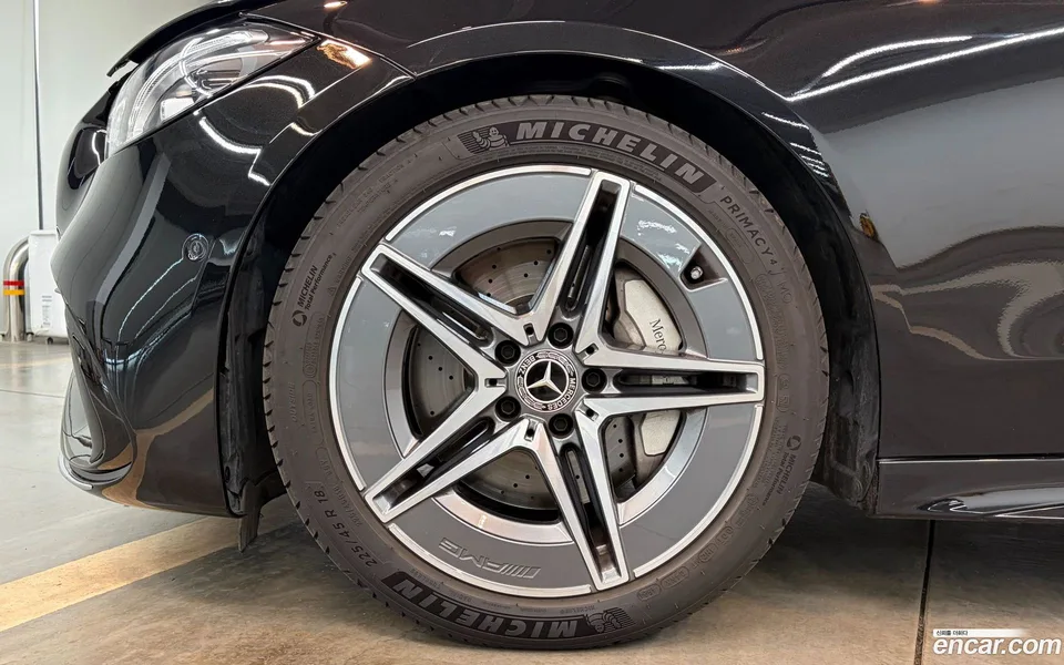 Mercedes-Benz C-Class C200 AMG Line 2025 — миниатюра 5