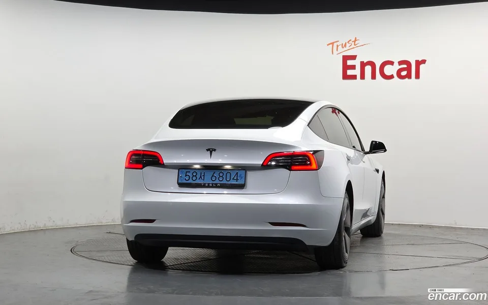 Tesla Model 3 RWD 2022 — миниатюра 4