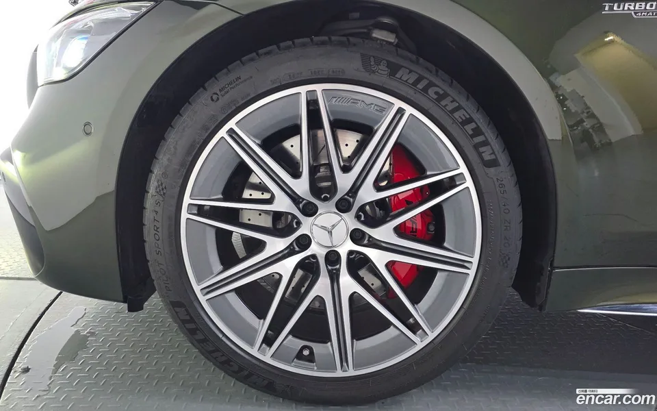 Mercedes-Benz AMG GT 4 43 4MATIC+ 2023 — миниатюра 2