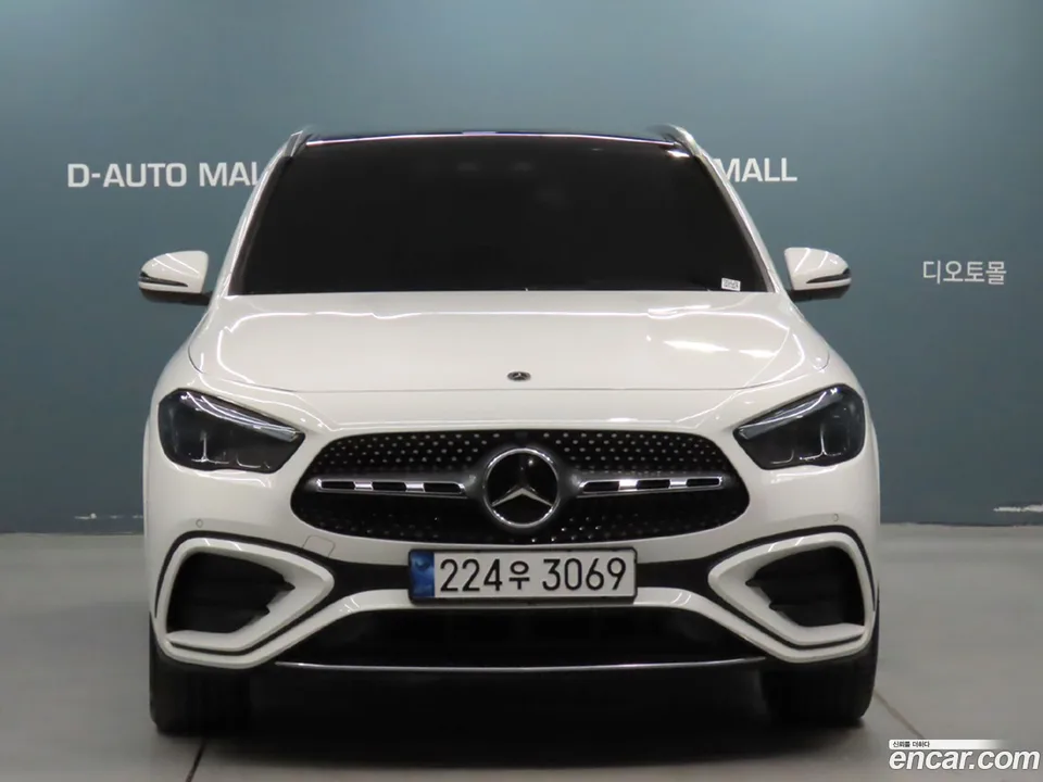 Mercedes-Benz GLA-Class GLA250 4MATIC 2024 — миниатюра 3