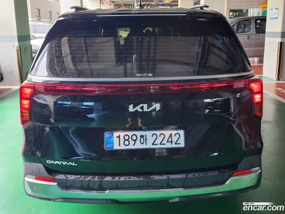 Kia Carnival 9 2025 — миниатюра 2