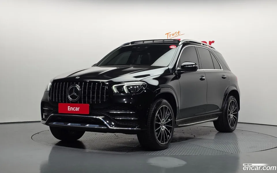 Mercedes-Benz GLE-Class GLE450 4MATIC 2023 — фото 1, купить с доставкой в Москву