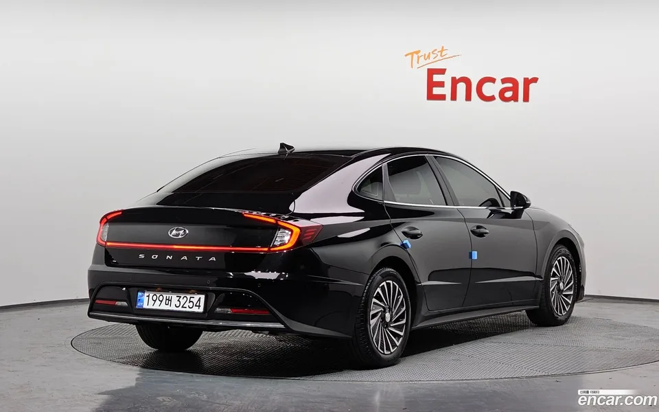 Hyundai Sonata Hybrid 2022 — миниатюра 2