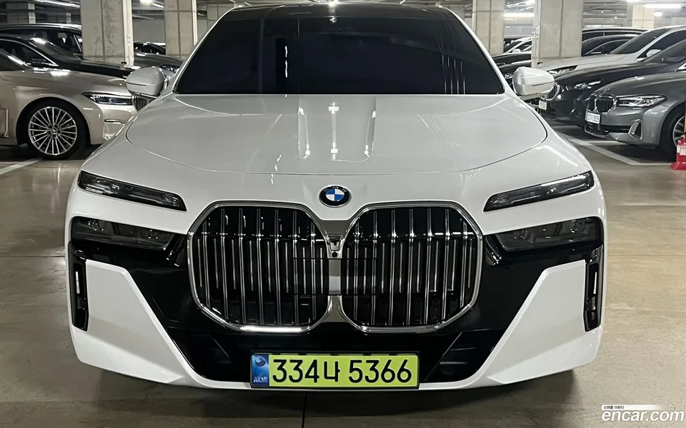 BMW 7 Series 740d xDrive M 2025 — миниатюра 3