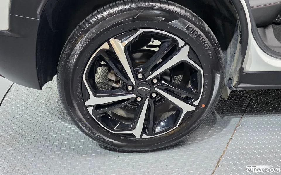 Chevrolet Trailblazer 1.3 2WD 2023 — миниатюра 2