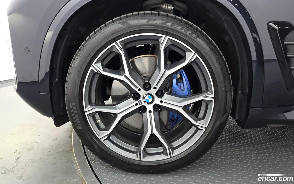 BMW X5 xDrive 30d M 2025 — миниатюра 2