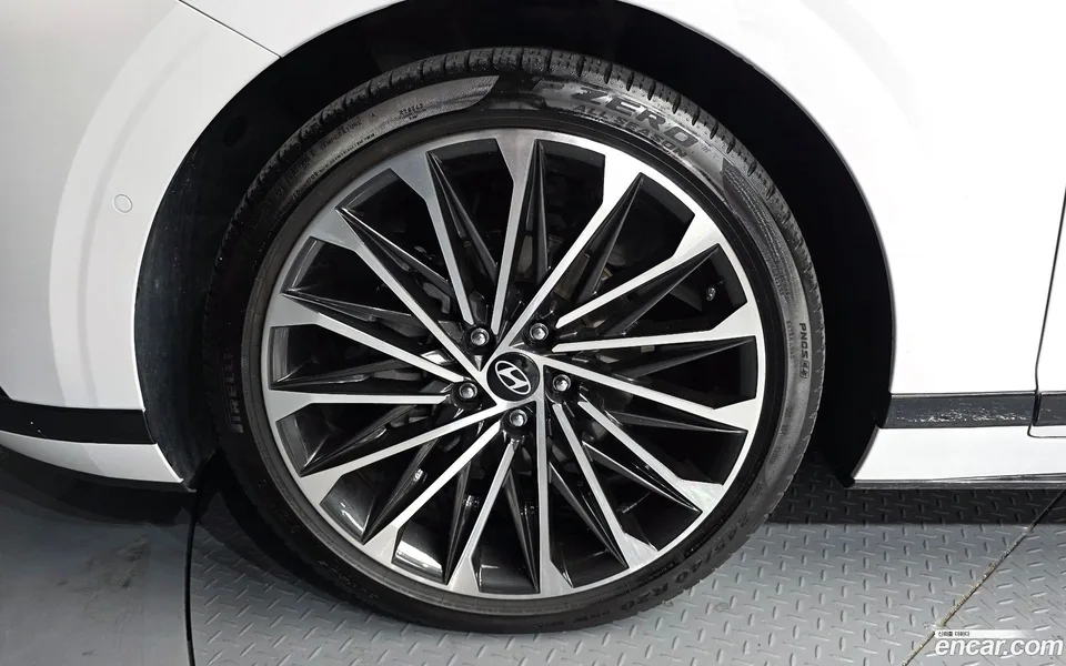 Hyundai Grandeur Hybrid 2023 — миниатюра 2