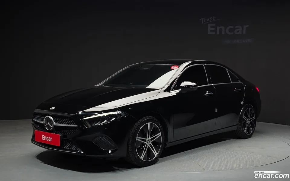 Mercedes-Benz A-Class A220 2024 — фото 1, купить с доставкой в Москву