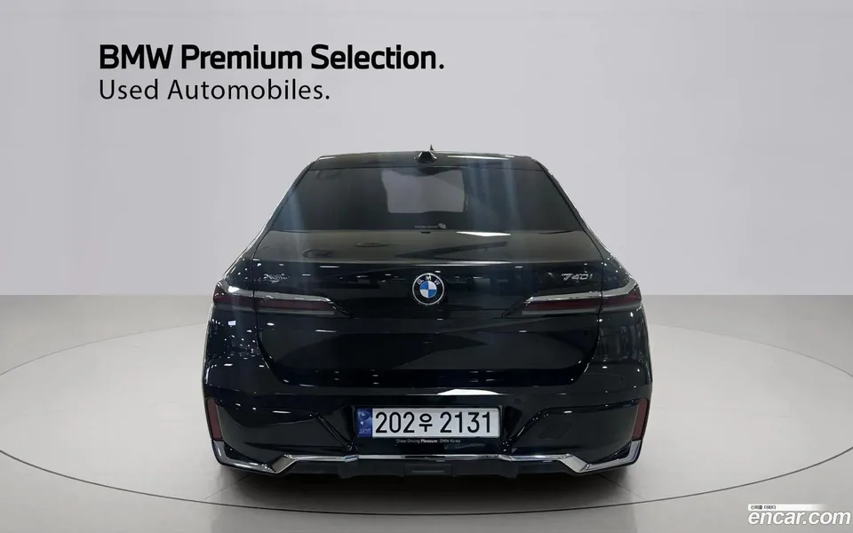 BMW 7 Series 740i xDrive M 2024 — миниатюра 4