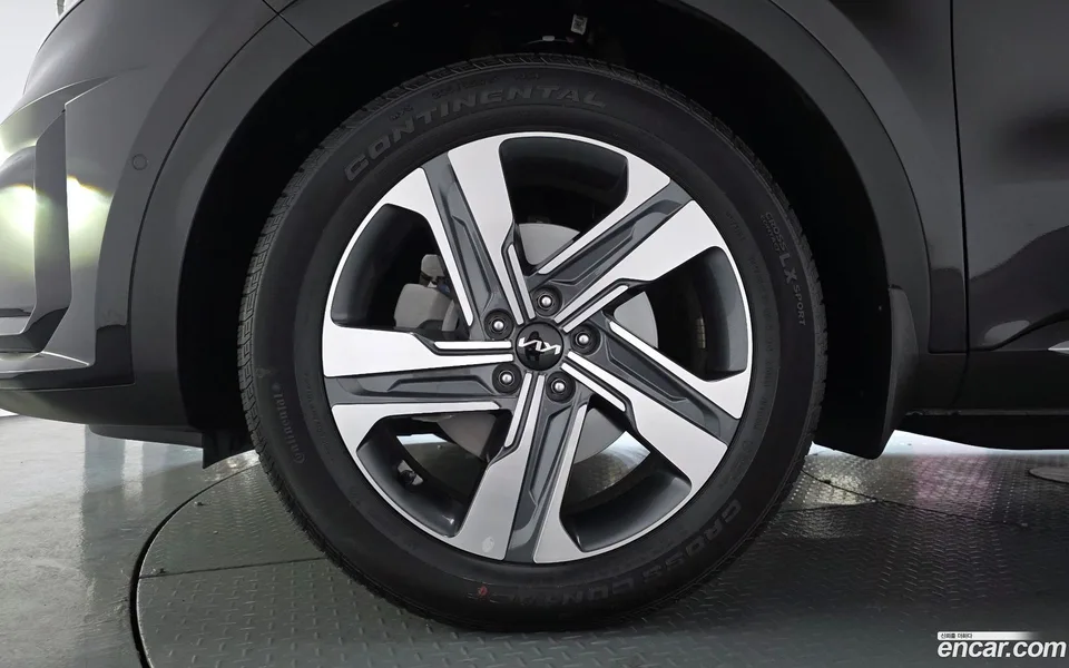 Kia Sorento HEV 1.6 2WD 2023 — миниатюра 5