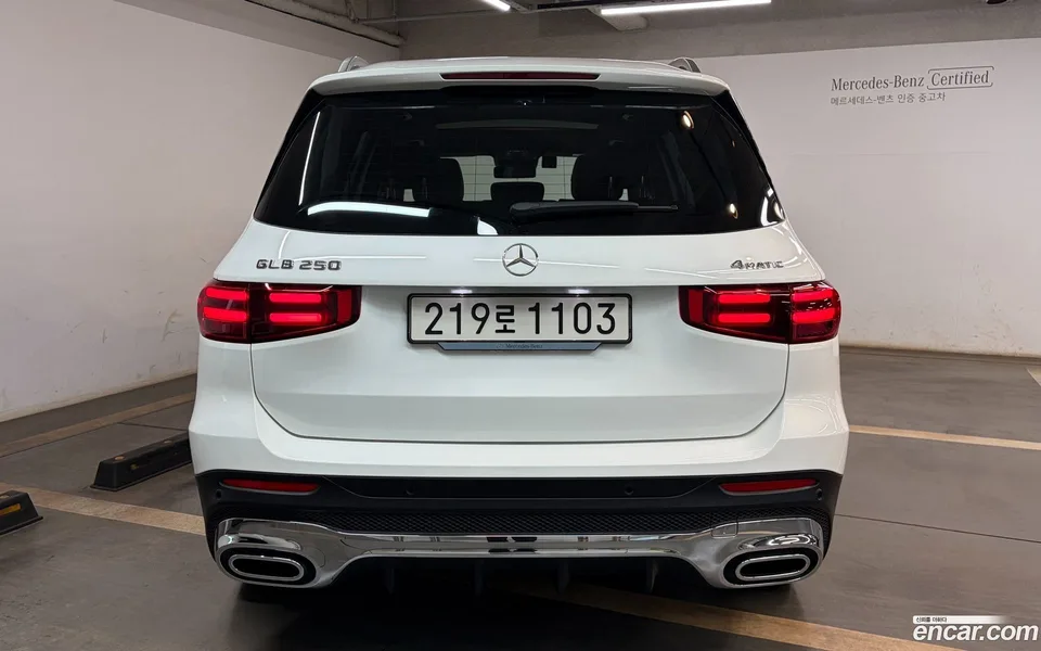 Mercedes-Benz GLB-Class GLB250 4MATIC 2025 — миниатюра 4