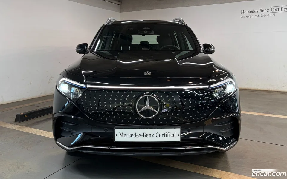 Mercedes-Benz EQB EQB300 4MATIC AMG 2025 — миниатюра 3