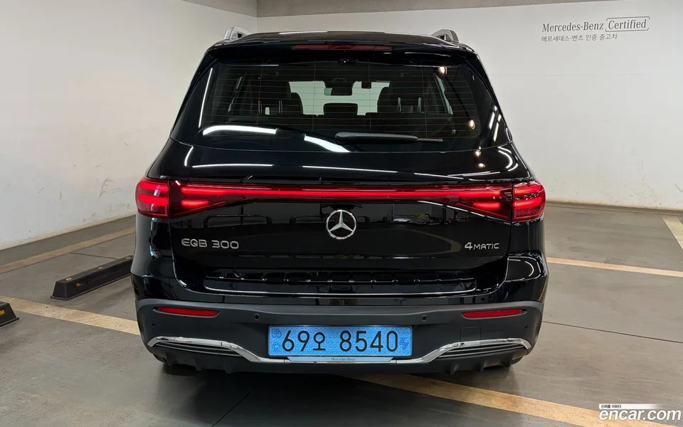 Mercedes-Benz EQB EQB300 4MATIC AMG 2025 — миниатюра 4