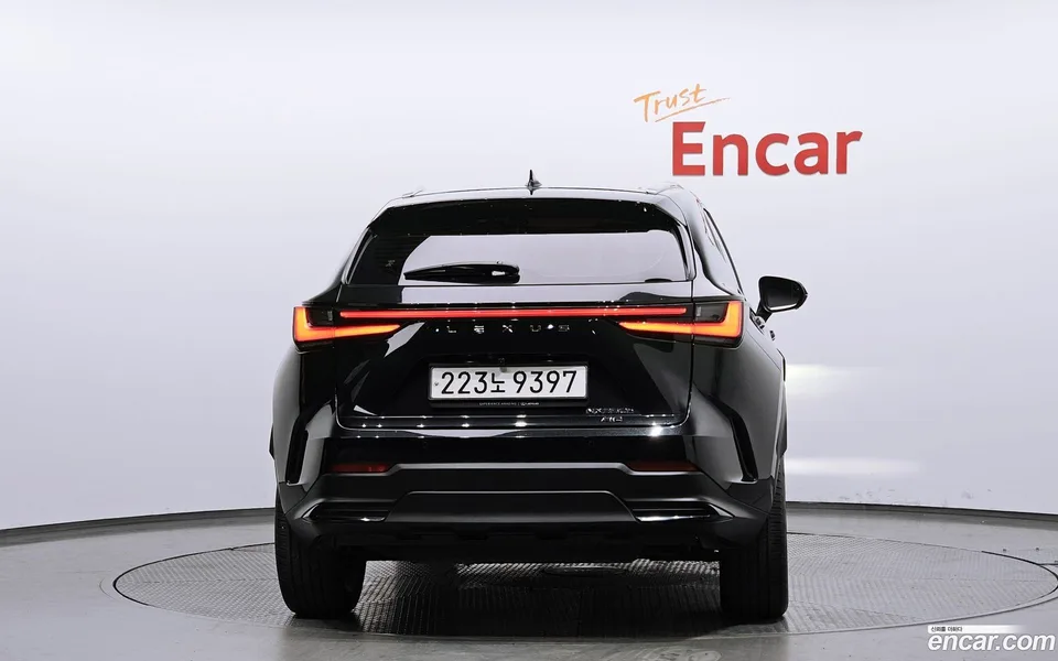 Lexus NX 350h 2023 — миниатюра 4
