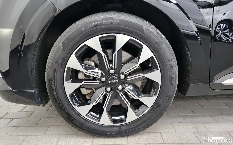 Kia Carnival 7 2022 — миниатюра 5