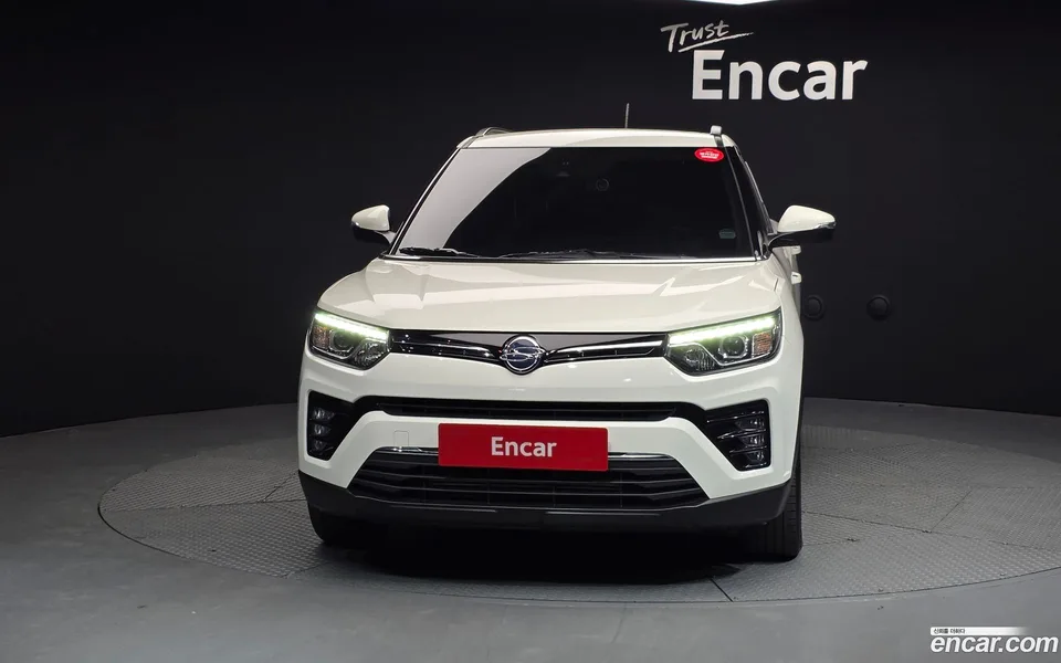 KG Mobility Tivoli 1.5 2WD 2022 — thumbnail 3