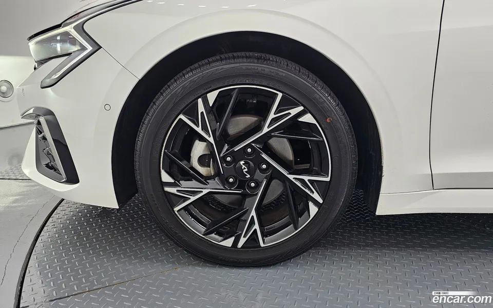 Kia K5 2.0 2024 — миниатюра 2