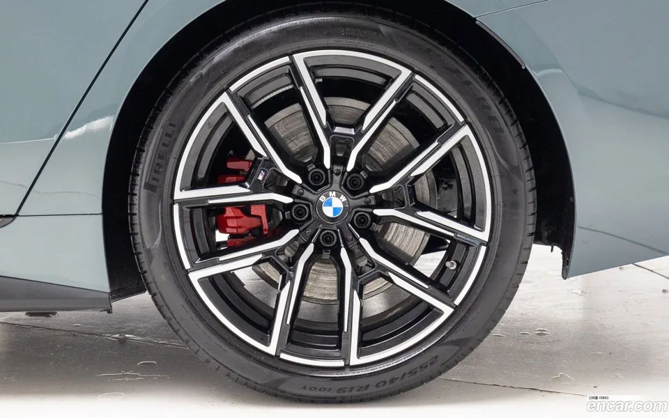 BMW 4 Series 420i M 2025 — миниатюра 2
