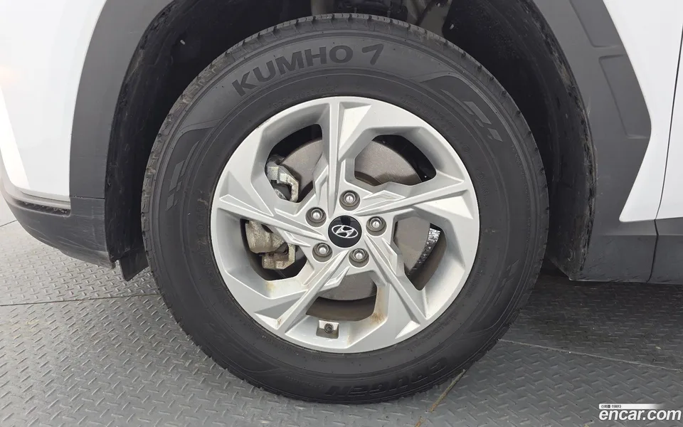 Hyundai Tucson 1.6 2WD 2023 — миниатюра 2