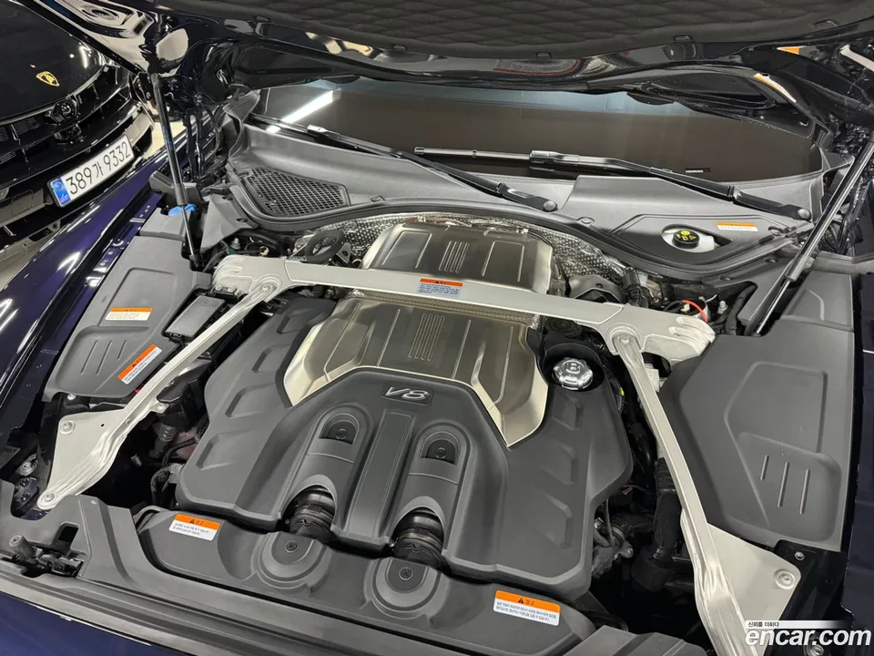 Bentley Flying Spur 4.0 2022 — миниатюра 2