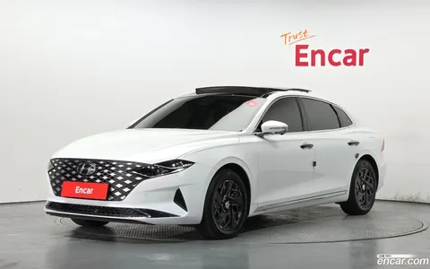 Hyundai Grandeur IG Hybrid 2022 buy in Moscow