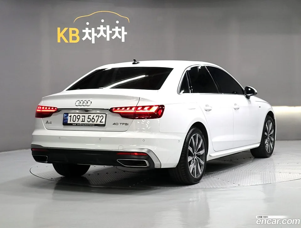 Audi A4 40 TFSI 2023 — миниатюра 3