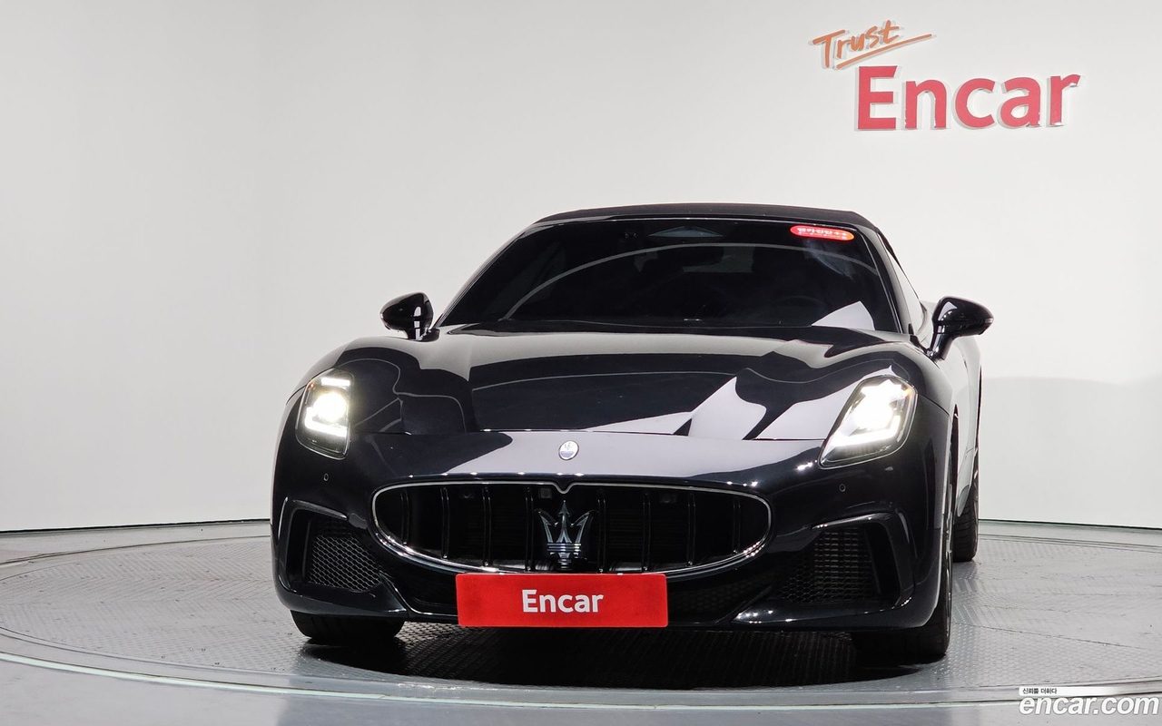 Maserati GranCabrio 2024 — 3