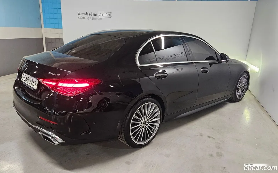 Mercedes-Benz C-Class C300 4MATIC AMG Line 2023 — миниатюра 3