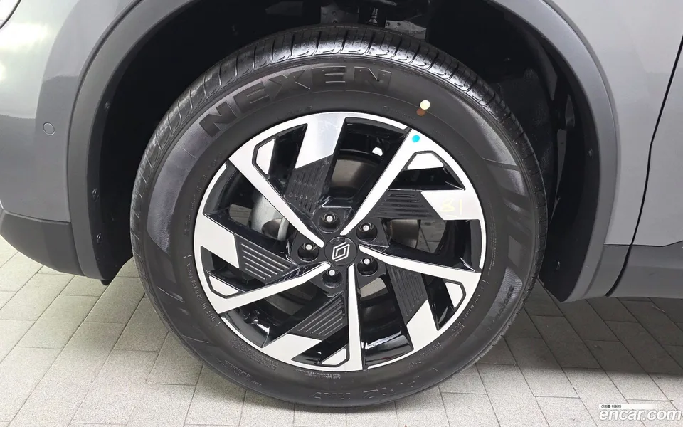 Renault Samsung QM6 2.0 GDe RE 2WD 2026 — миниатюра 5