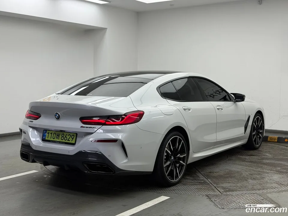 BMW 8 Series M850i xDrive 2025 — миниатюра 2