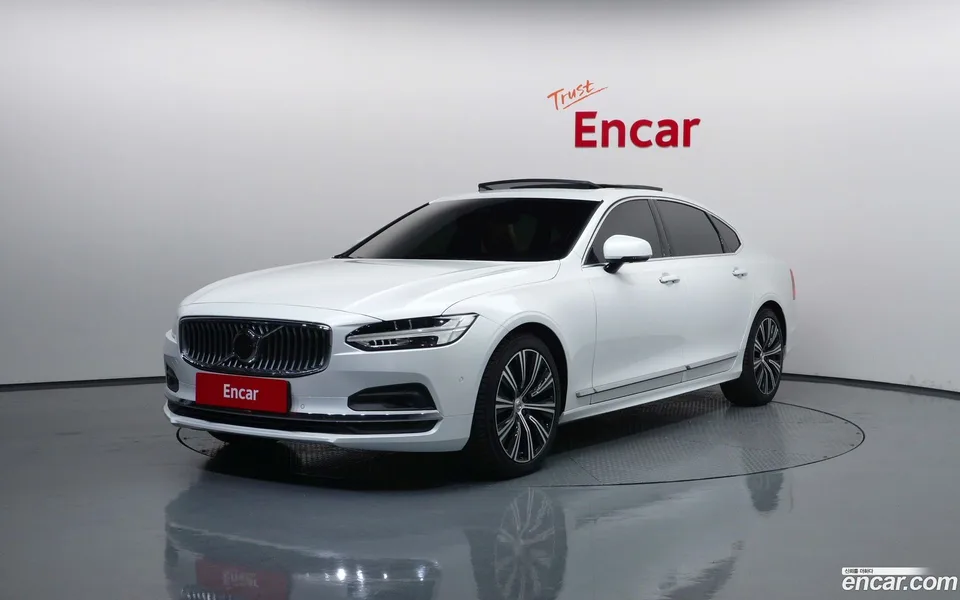 Volvo S90 B5 2022 — фото 1, купить с доставкой в Москву