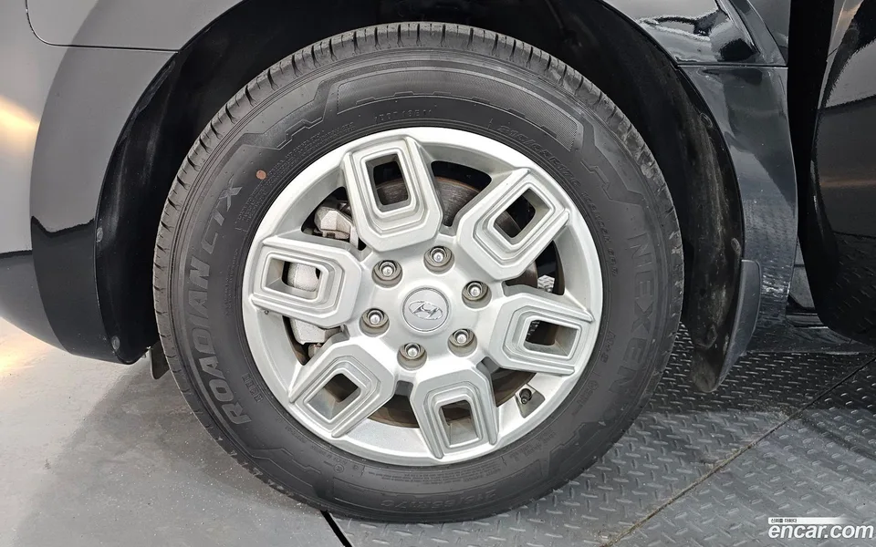 Hyundai Staria 11 2023 — миниатюра 5
