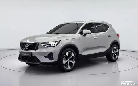 Volvo XC40 2024 buy in Moscow